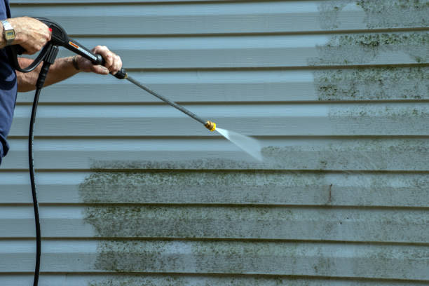 Best Pool Deck Cleaning  in Saline, MI